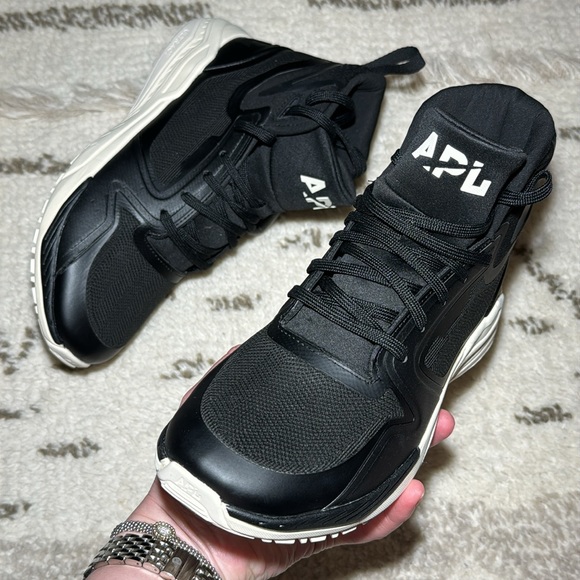 APL Athletic Propulsion Labs Techloom Defender Shoes - Picture 2 of 5